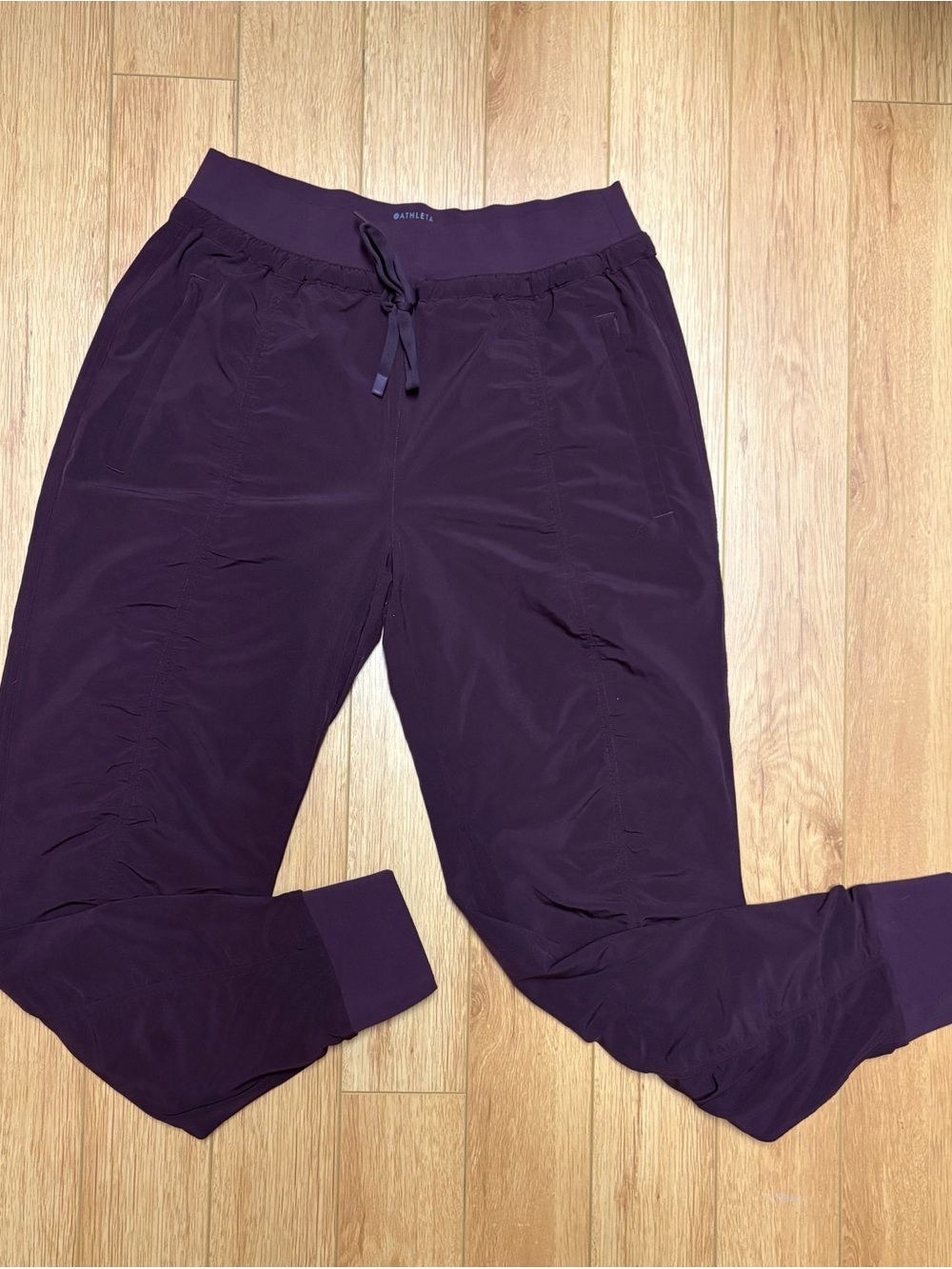 Athleta Women's Burgundy Lined Joggers